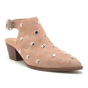 Qupid - Taupe Studded Bootie // Size 8